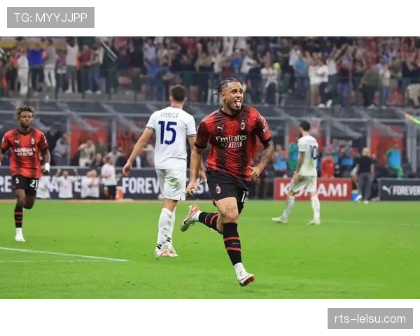 AC米兰2-1逆转战胜拉齐奥，保留争冠理论希望